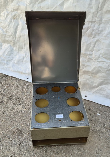 caja transporte maquinaria militar 20x34x46 1u